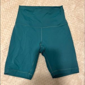 Lululemon Wunder Train Short